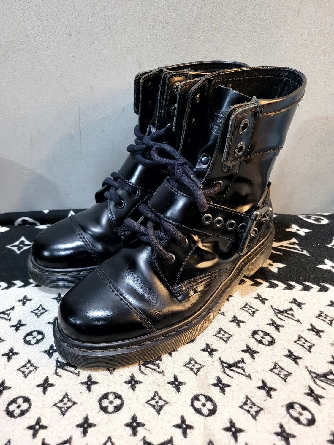 정품 닥터마틴 1460 트라이엄프 바이커 부츠  상품이미지1