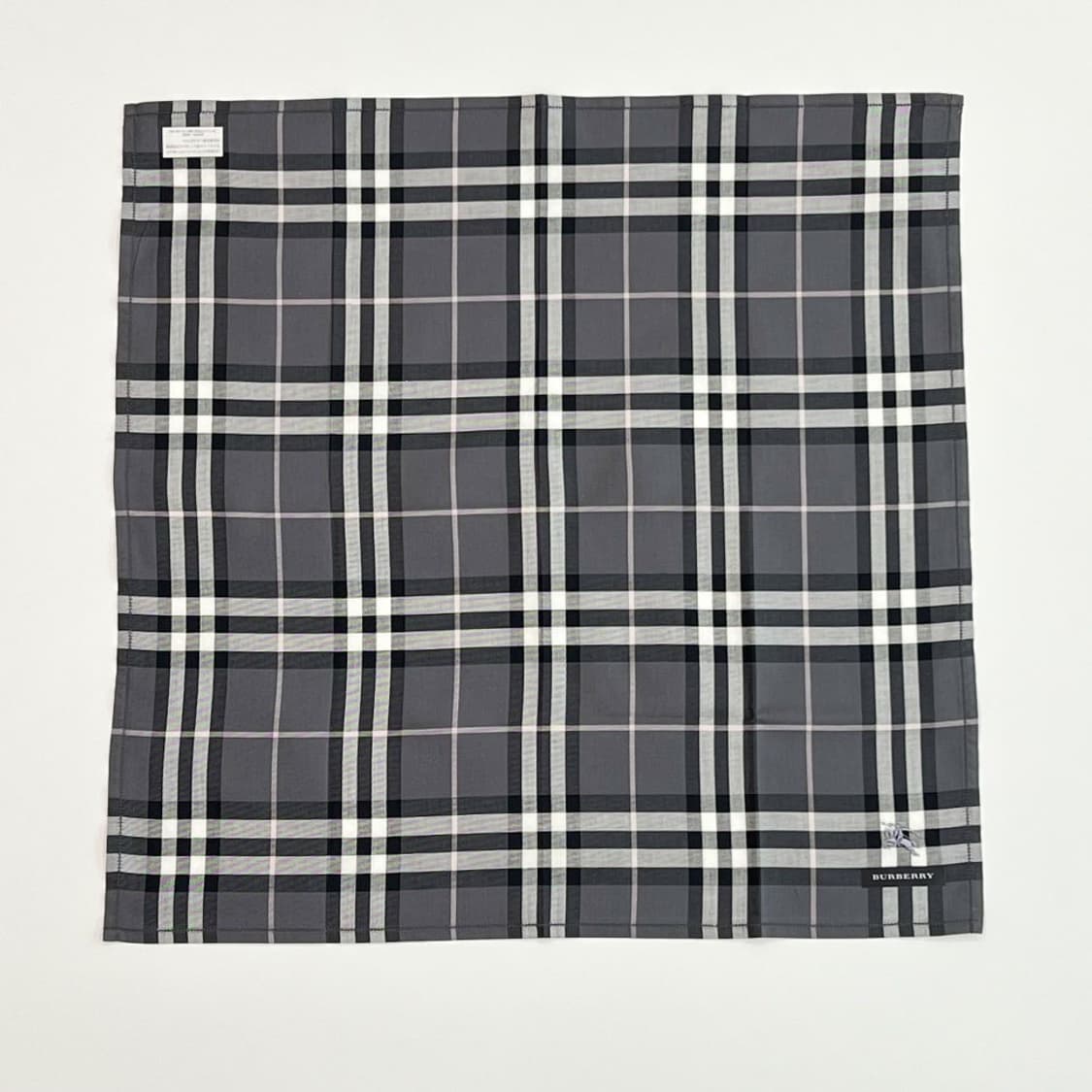 (새상품) burberry/ 버버리 쁘띠스카프 손수건 상품이미지3