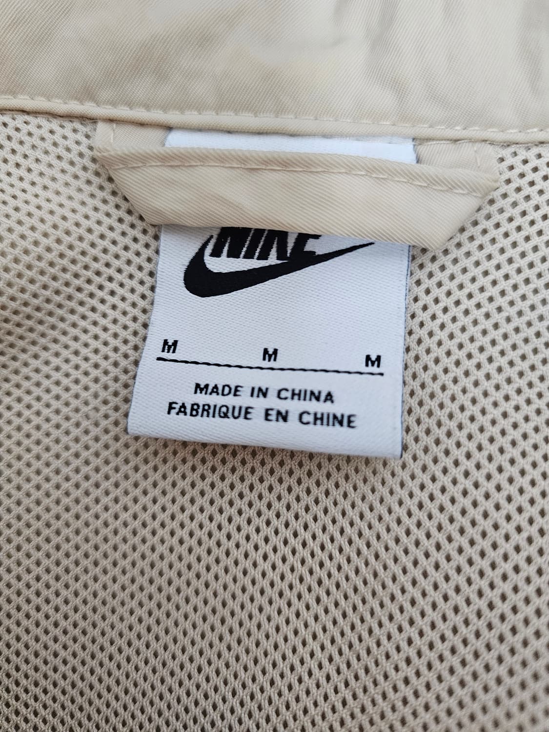 나이키 여성 크롭 에센셜 우븐 필드자켓 M 상품이미지3