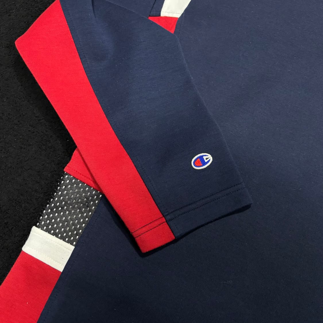 XL 챔피온 네이비 빅로고 배색 맨투맨 상품이미지4