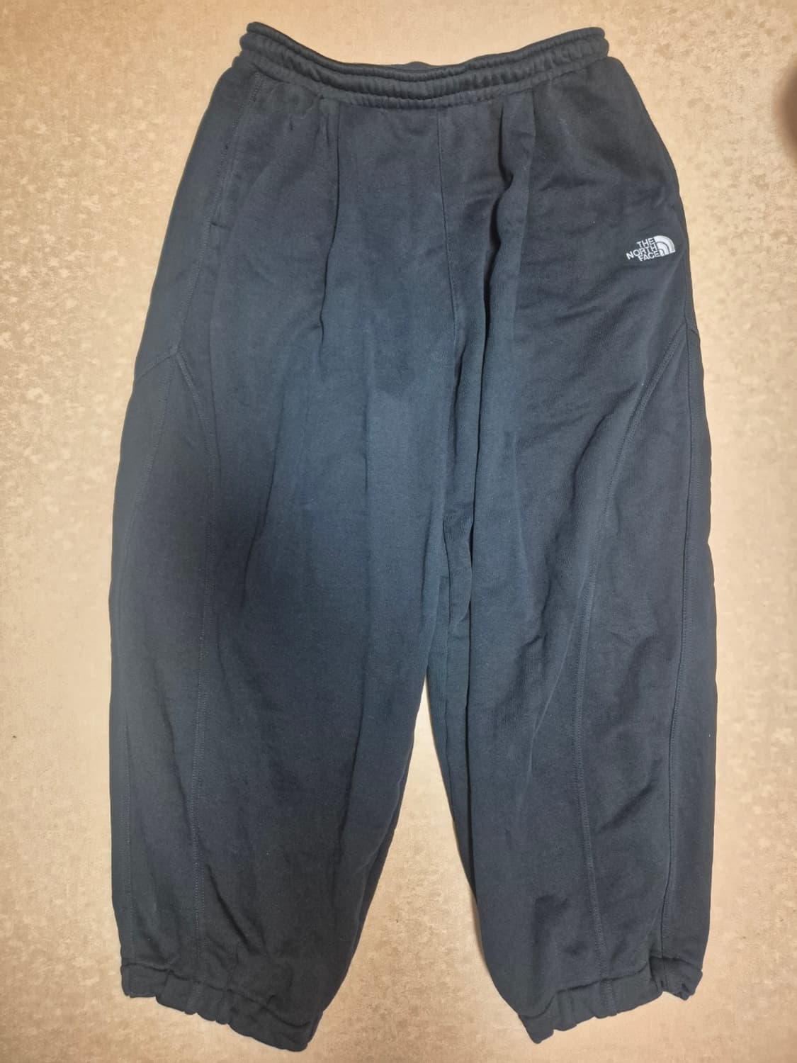 NP6KR52K 노스페이스 화이트라벨 데이오프 스웻팬츠 BLACK 상품이미지1