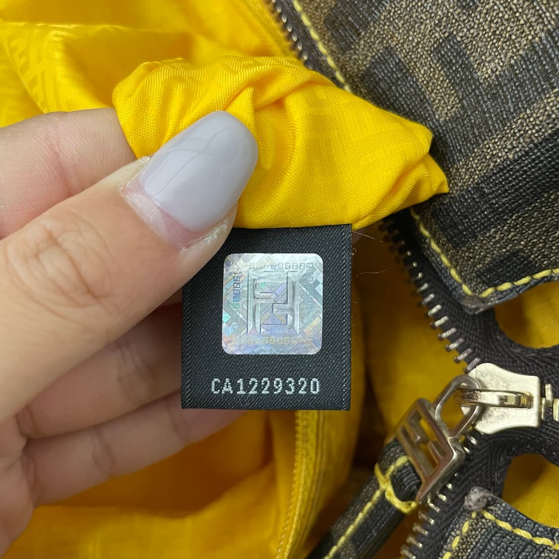 펜디 정품 주카패턴 쇼퍼백 상품이미지6