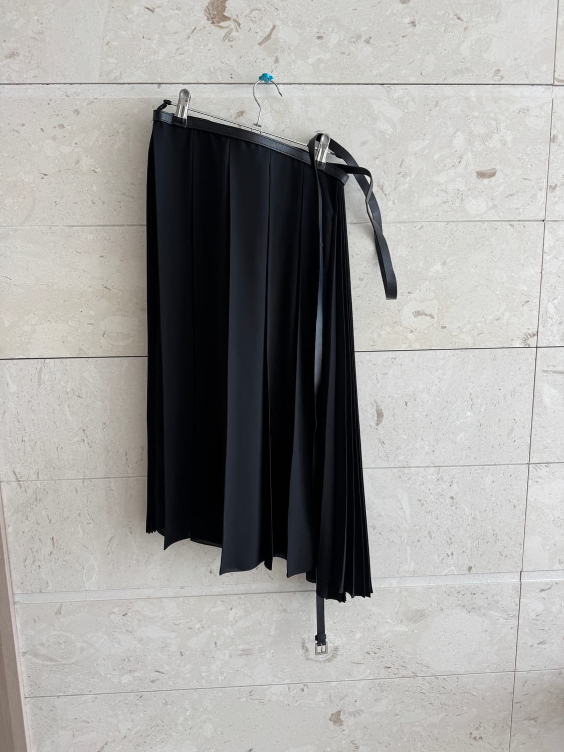 질샌더 JIL SANDER 플리츠 워랩 레더 벨트 미디 스커트 34  컬 상품이미지2