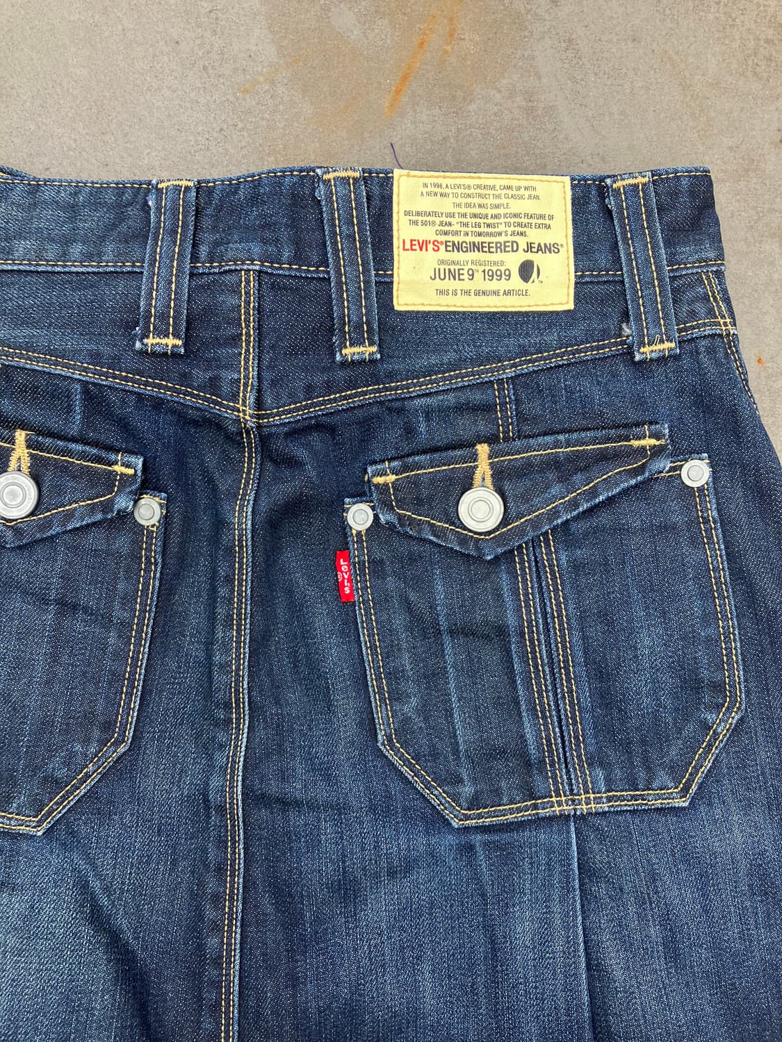LEVIS 엔지니어드 데님 랩 스커트 상품이미지6