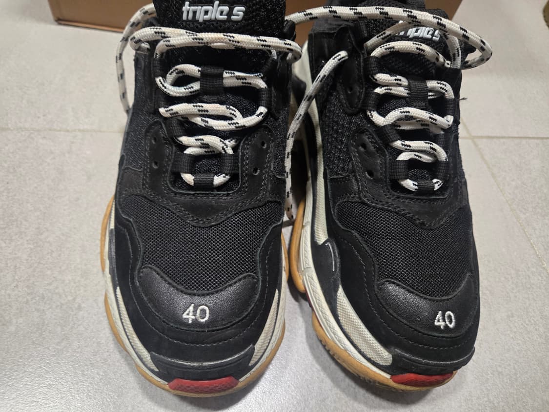 발렌시아가 트리플s 40사이즈 급처합니다 상품이미지3