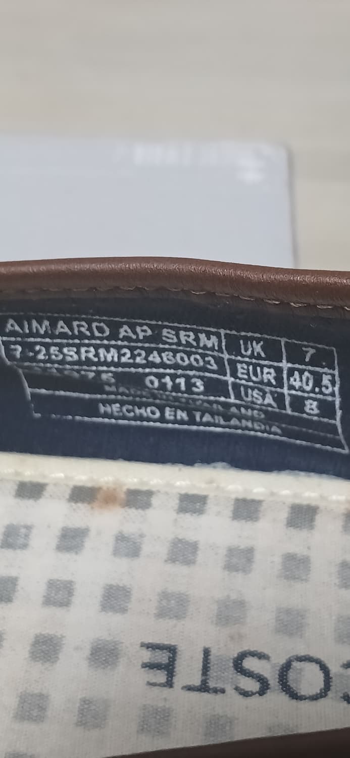 라코스테 네이비 슬립온
슈즈(255mm) 상품이미지5