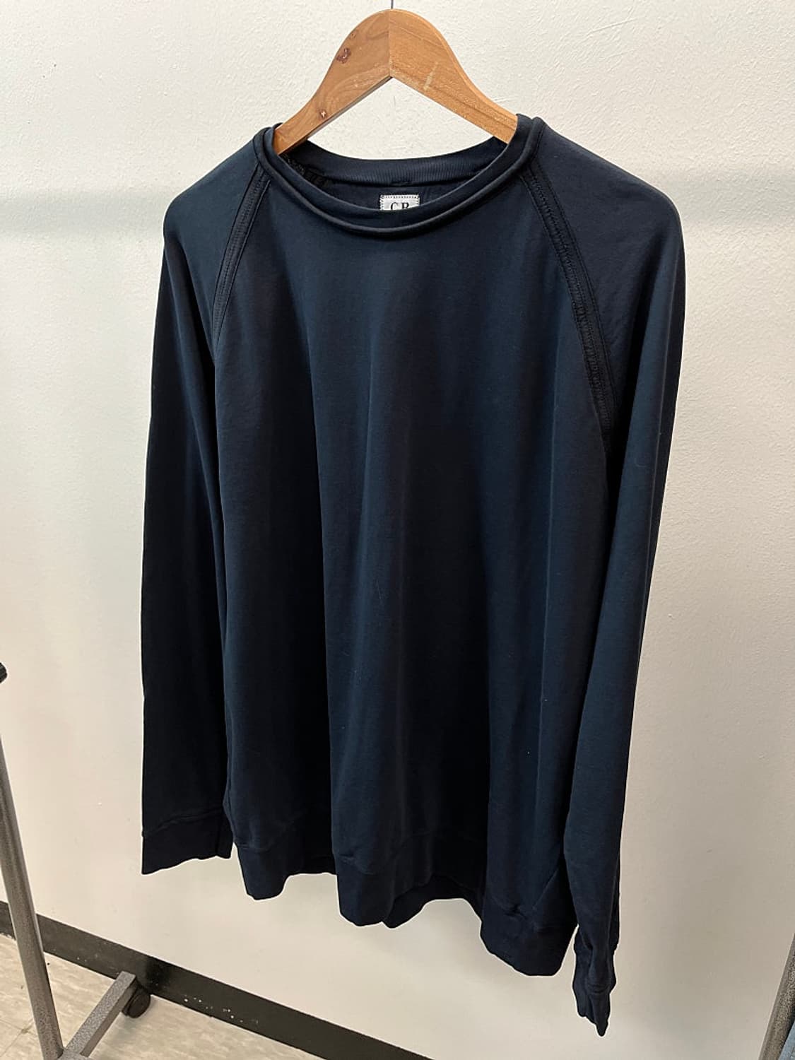 115) CP컴퍼니 소매자수 맨투맨  상품이미지1