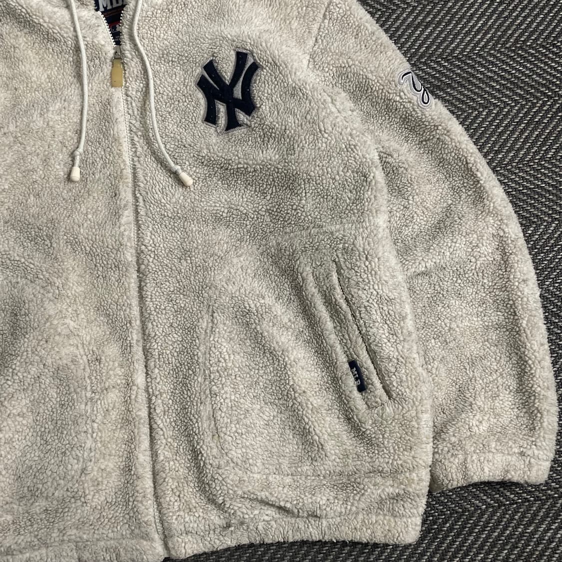 00s MLB 올드스쿨 뉴욕 양키스 플리스 후드 자켓 y 3732 상품이미지3