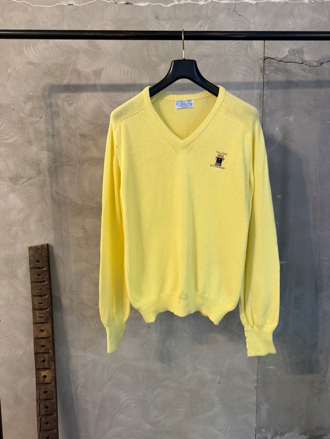 피커링 USA 메이드 브이넥 니트 105 상품이미지1