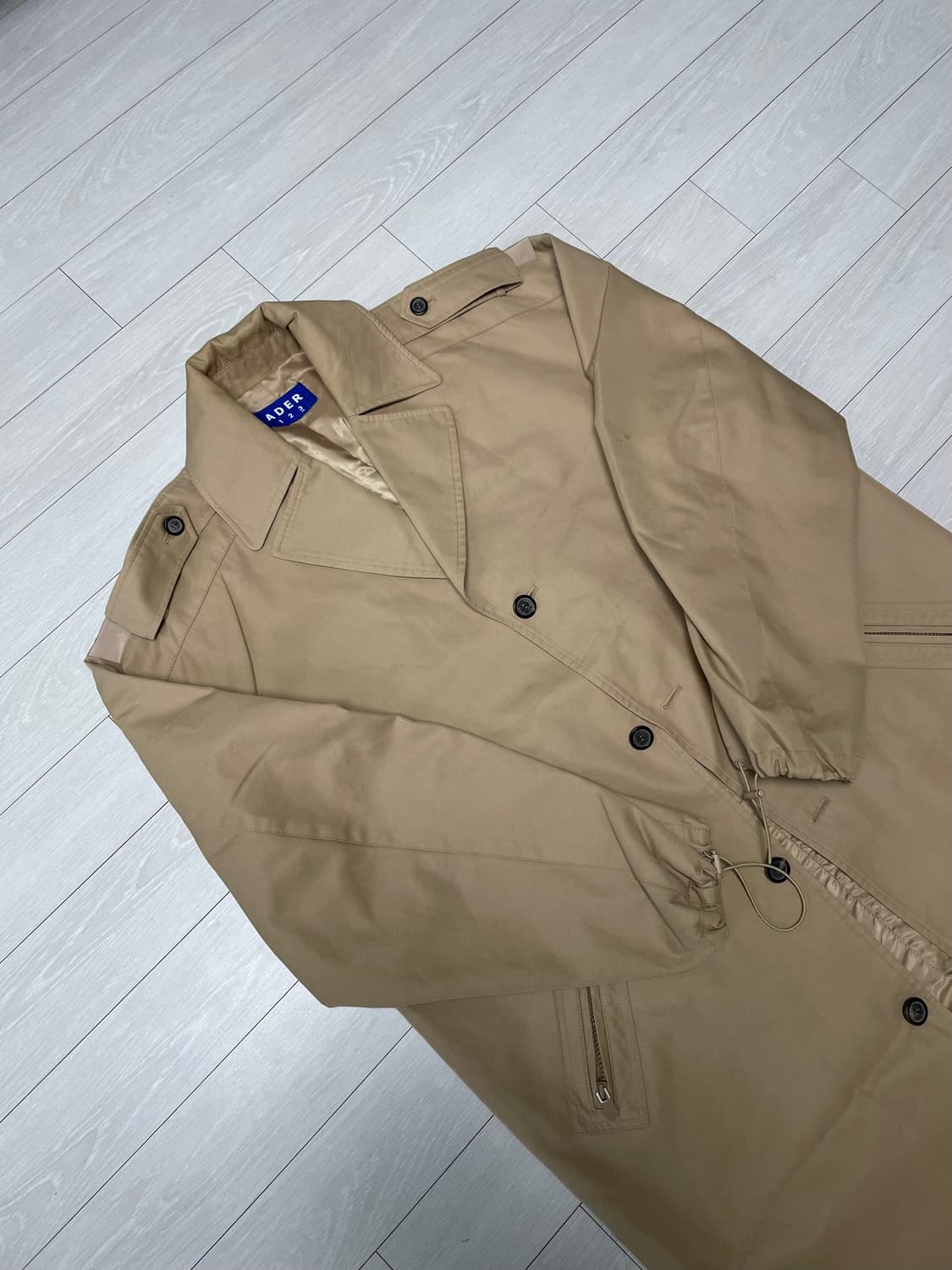 아더에러 트렌치코트 상품이미지1