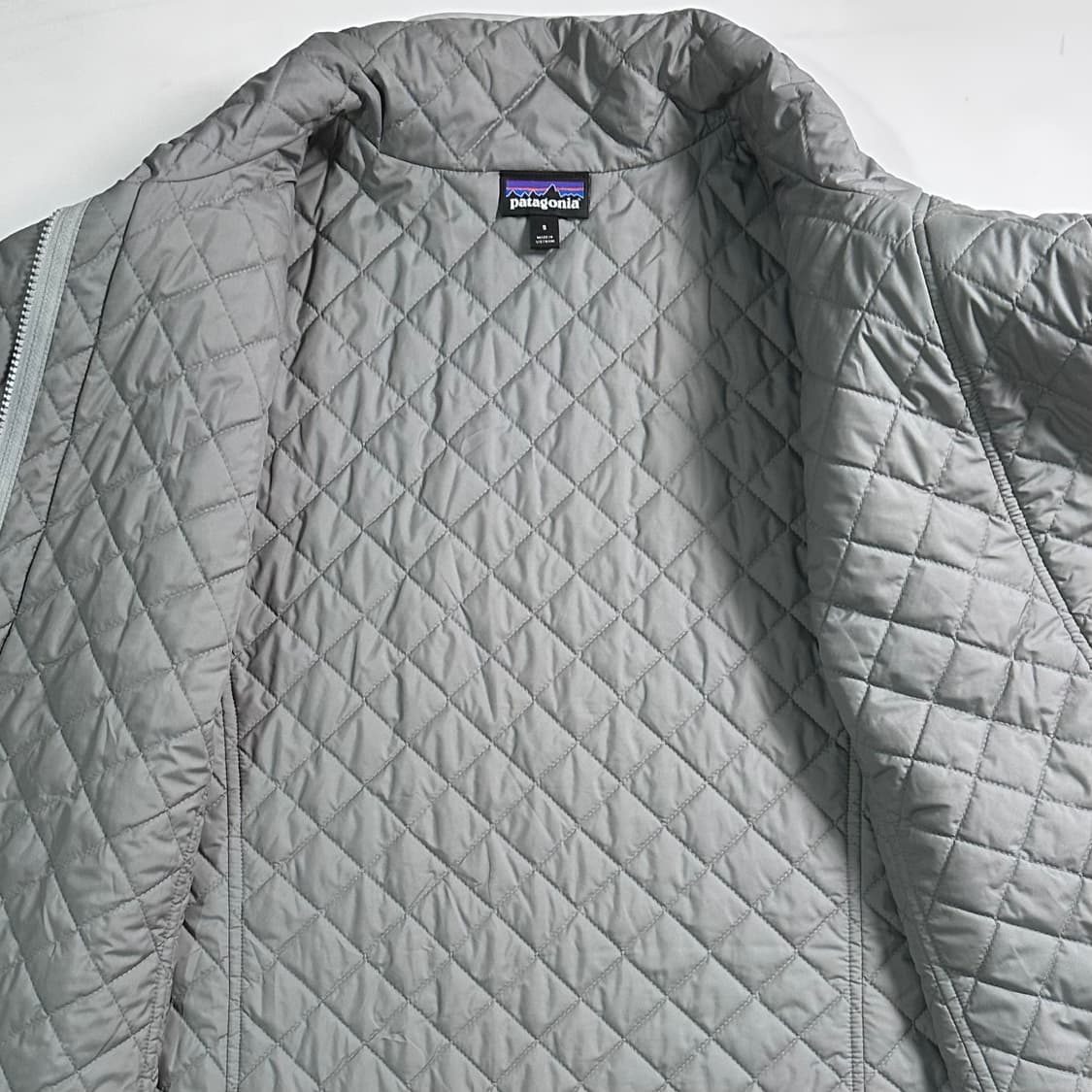 파타고니아 우먼스 사이드샌드 파카  상품이미지2