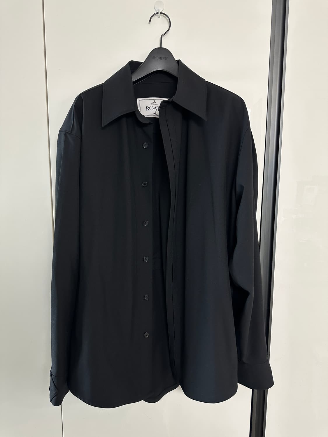 로아테하우스 블랙셔츠 상품이미지1