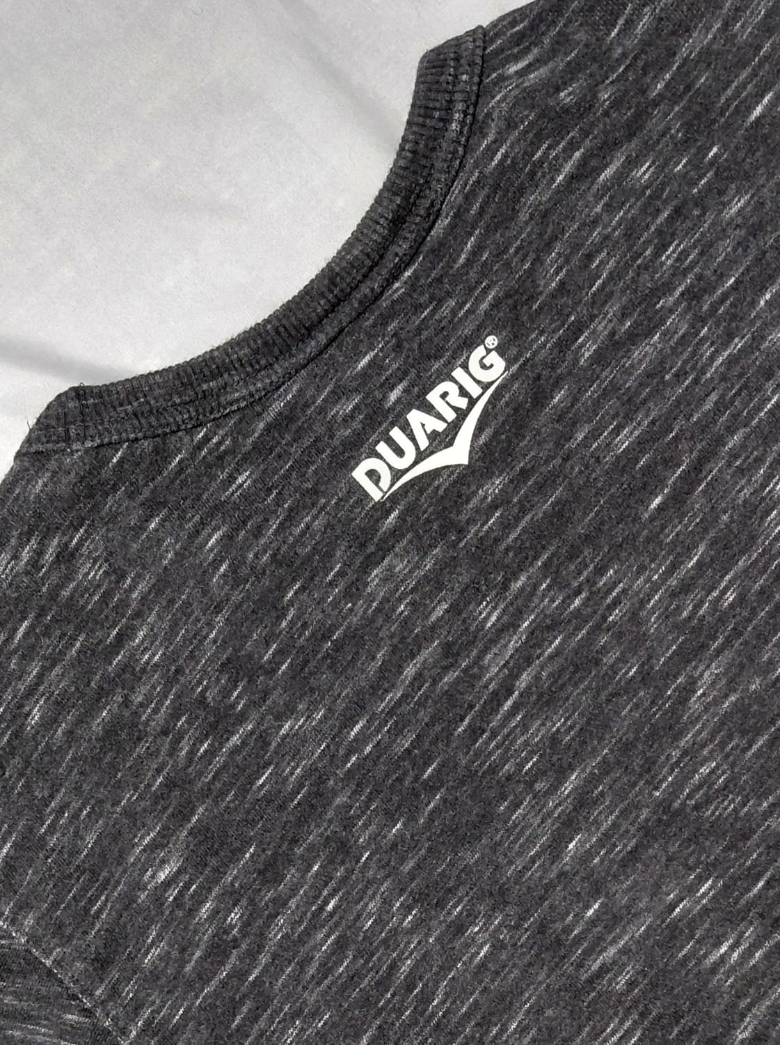 [M] 프랑스 듀아리그(DUARIG) 풋살 클럽 그래픽 맨투맨 (차콜) 상품이미지9