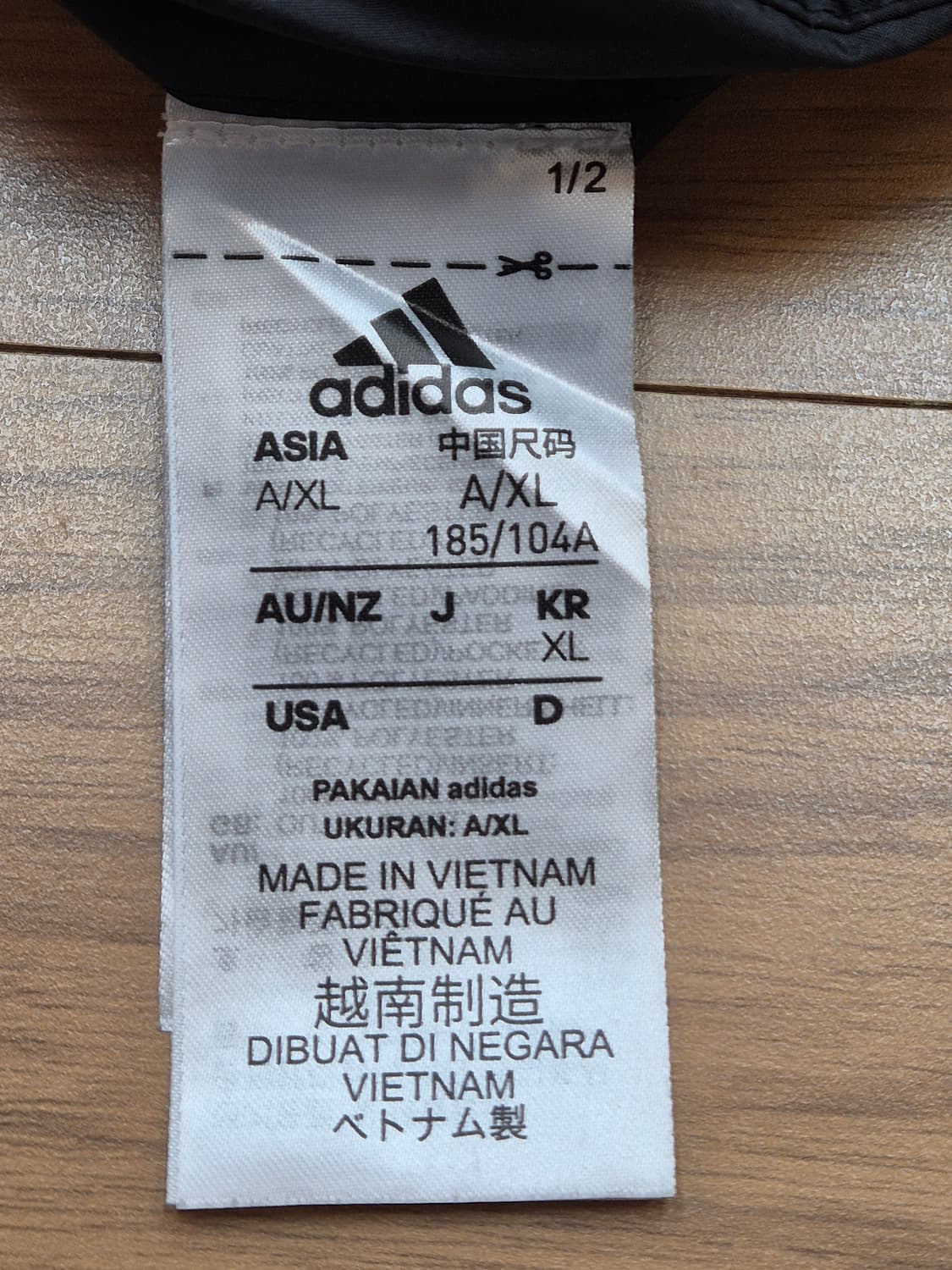 아디다스 양면 롱 코트 XL사이즈 판매합니다. 겉감은 블랙 색상이고, 안 상품이미지8