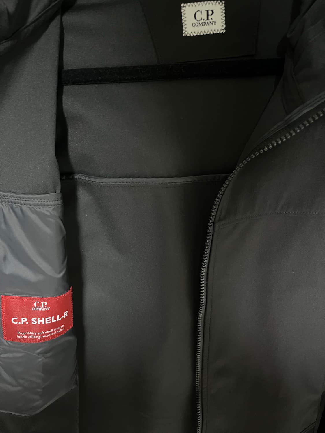cp컴퍼니 소프트쉘R 고글자켓 상품이미지2