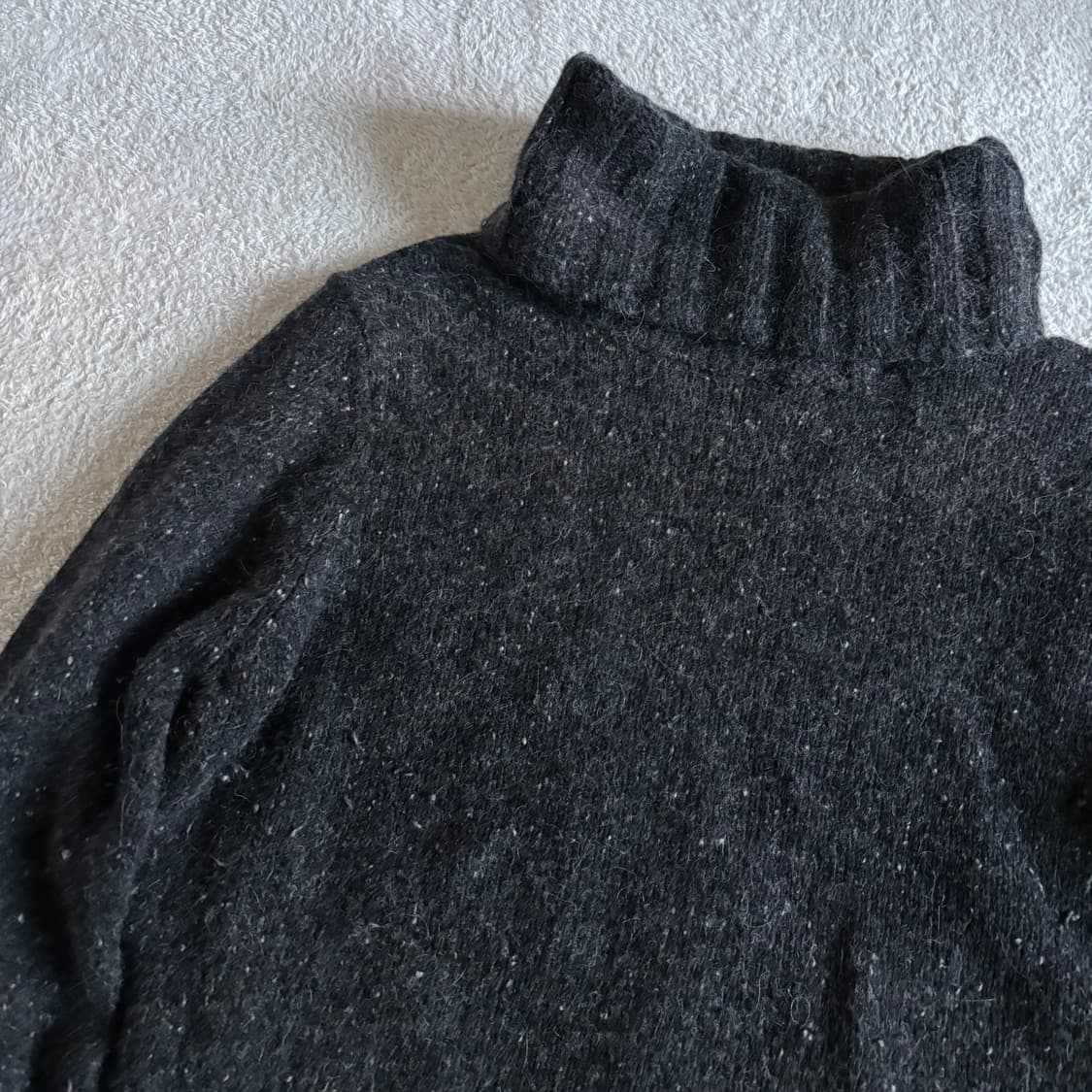 일본빈티지 로라애슐리 차콜 니트 목폴라 탑 상품이미지2