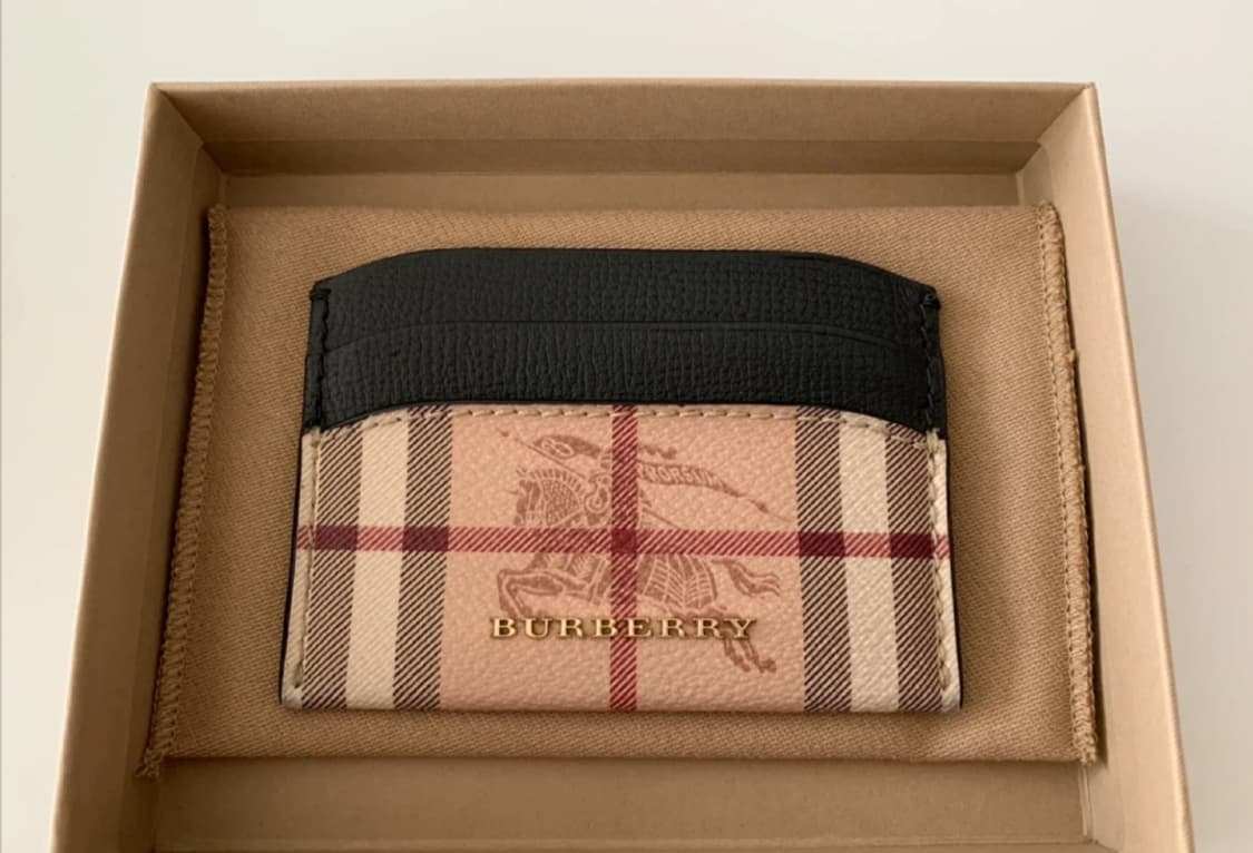 새상품 버버리 카드지갑  상품이미지3