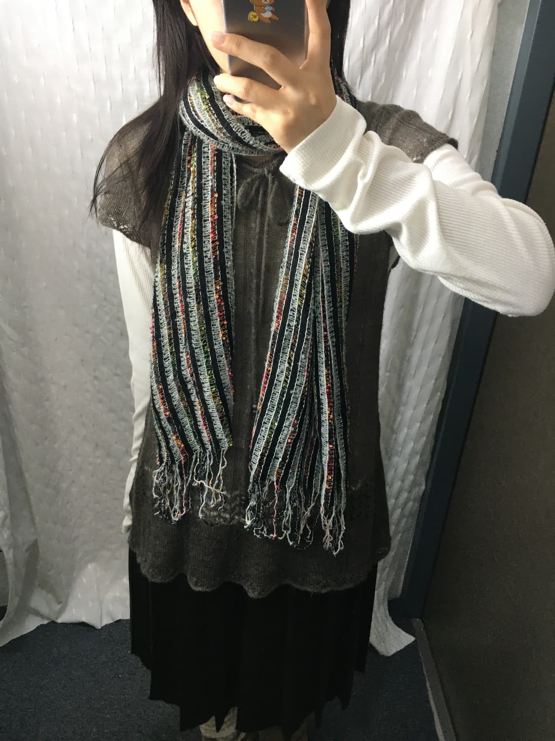 블랙 그레이 포인트 머플러 상품이미지3