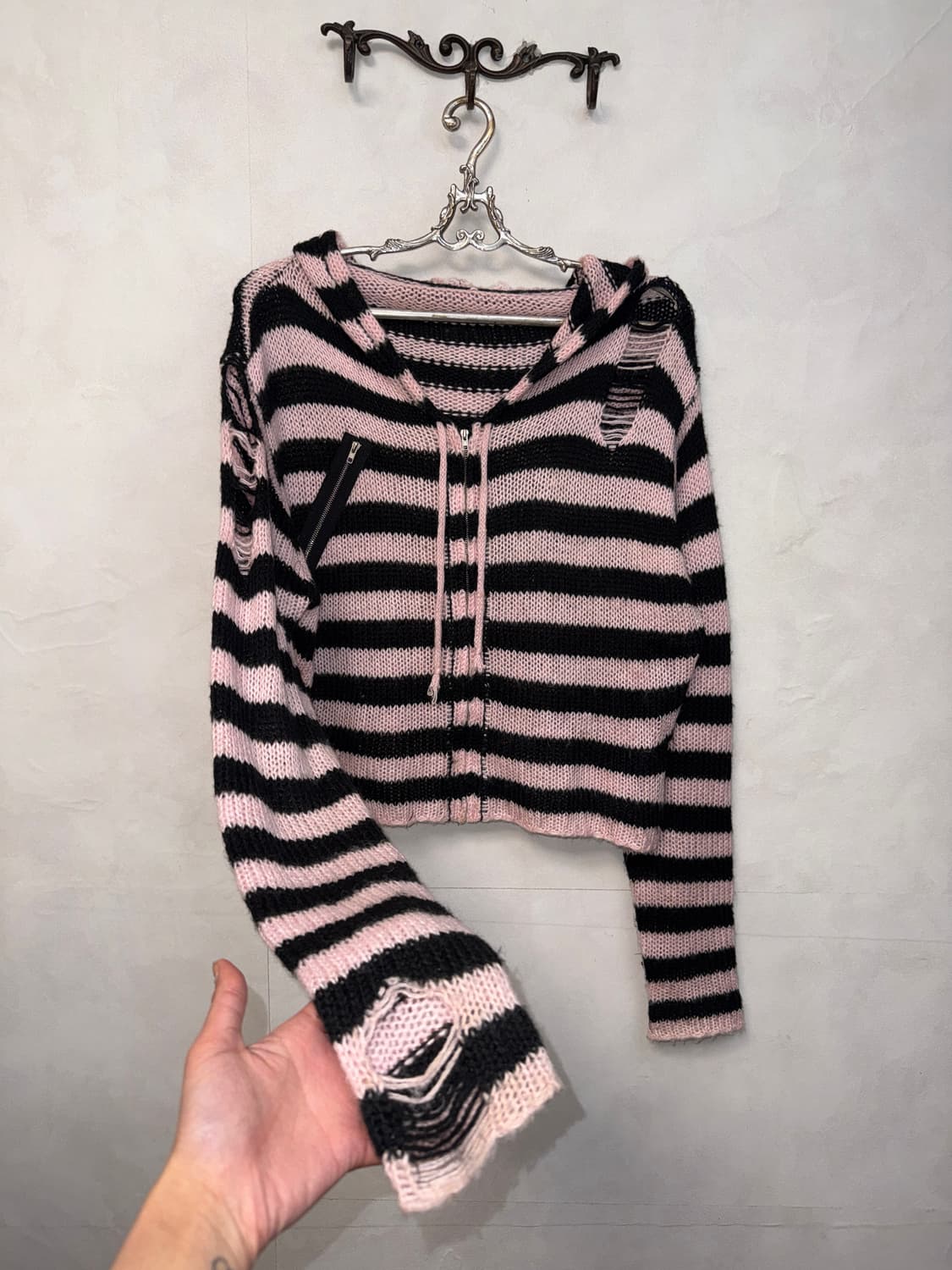 Black pink stripe grunge damage 후드집업 상품이미지2