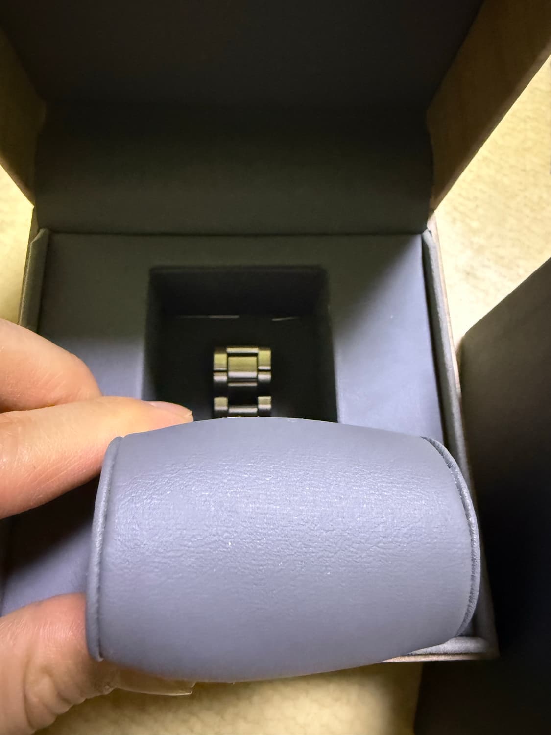 안녕하세요 해밀턴 카키 엑스윈드 GMT 크로노 쿼츠 46mm 블랙 메탈  상품이미지8