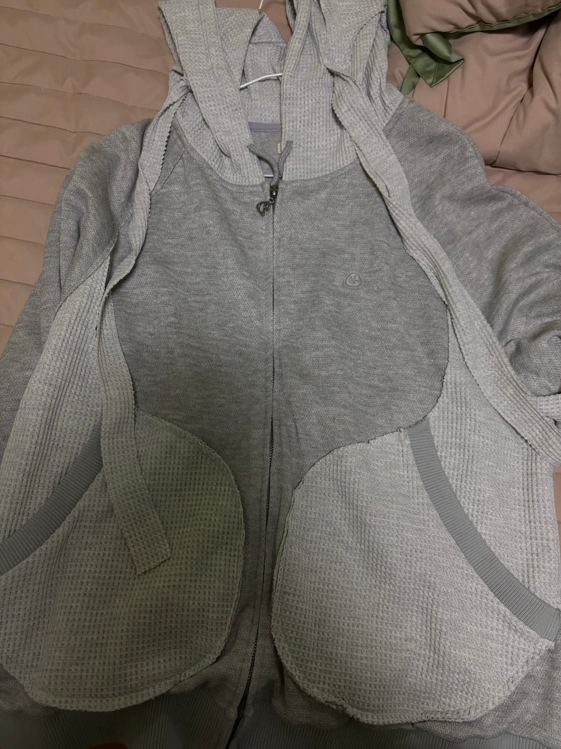 코이세이오 후드집업 상품이미지1