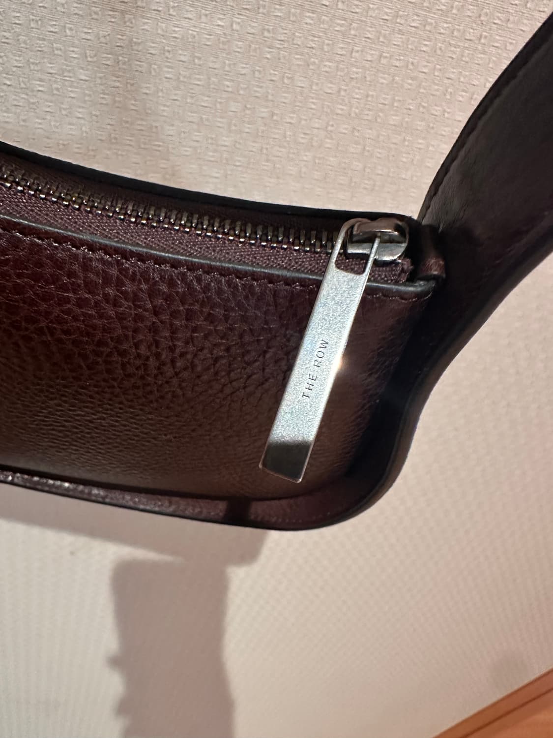 더로우 하프문백 브라운 상품이미지6