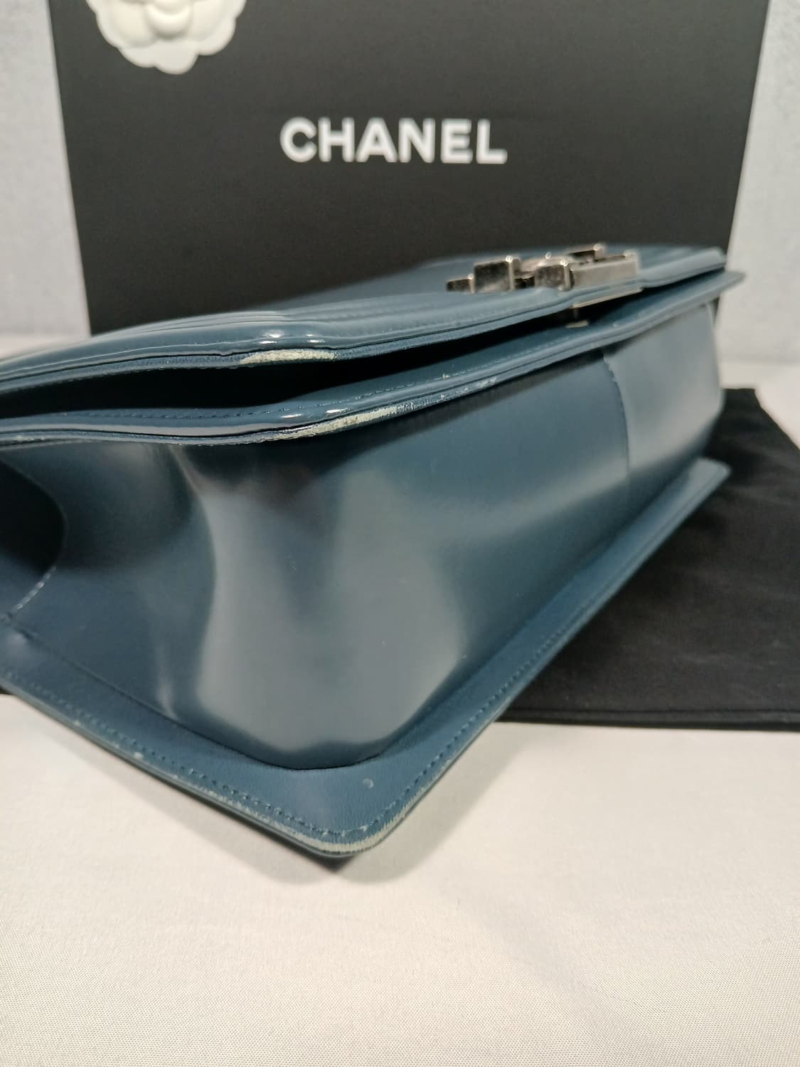 샤넬 시즌 보이백 미듐 21번대 A67086 상품이미지8