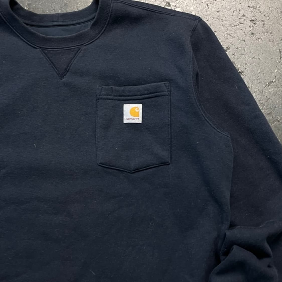 100 칼하트 포켓 맨투맨  상품이미지2