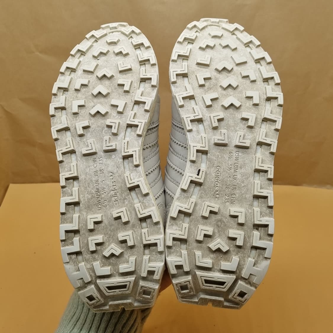 아디다스 레트로피 e5 여성운동화235. 상품이미지3