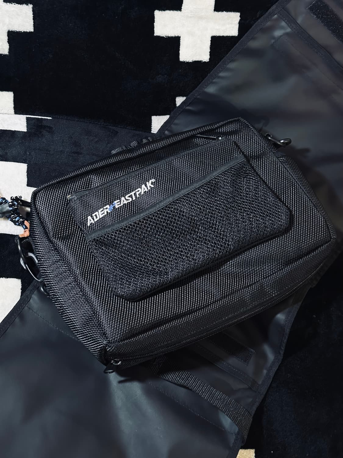 아더에러 이스트백 백팩 상품이미지4