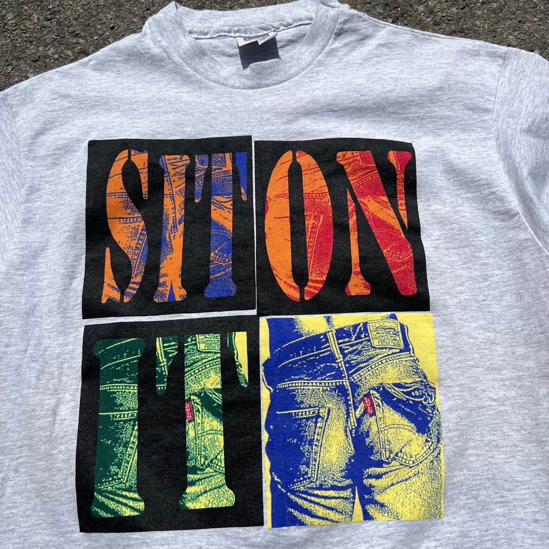 90‘s 리바이스 ‘Sit On It’ 티셔츠 상품이미지2