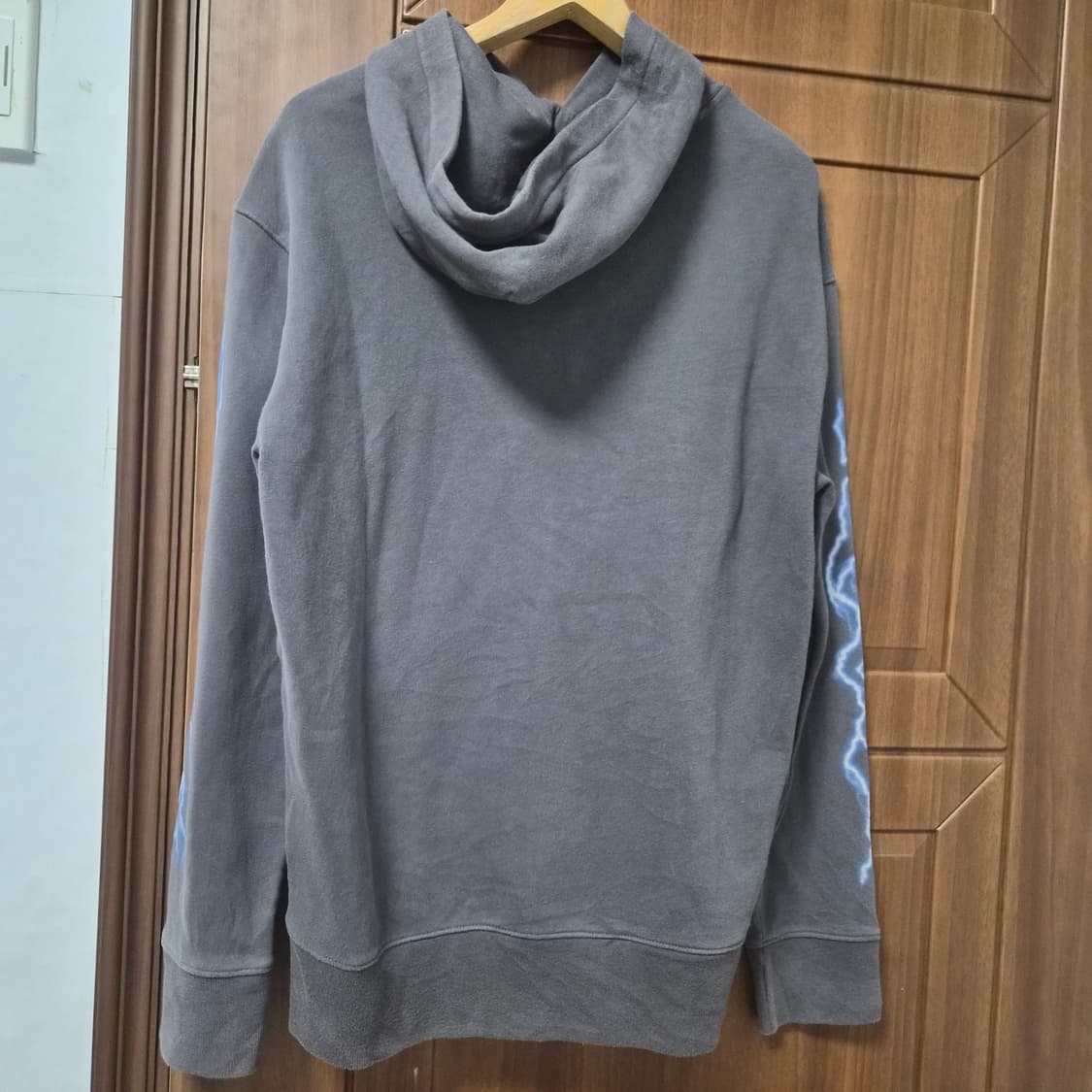 홀리스터 후드티 M 상품이미지3