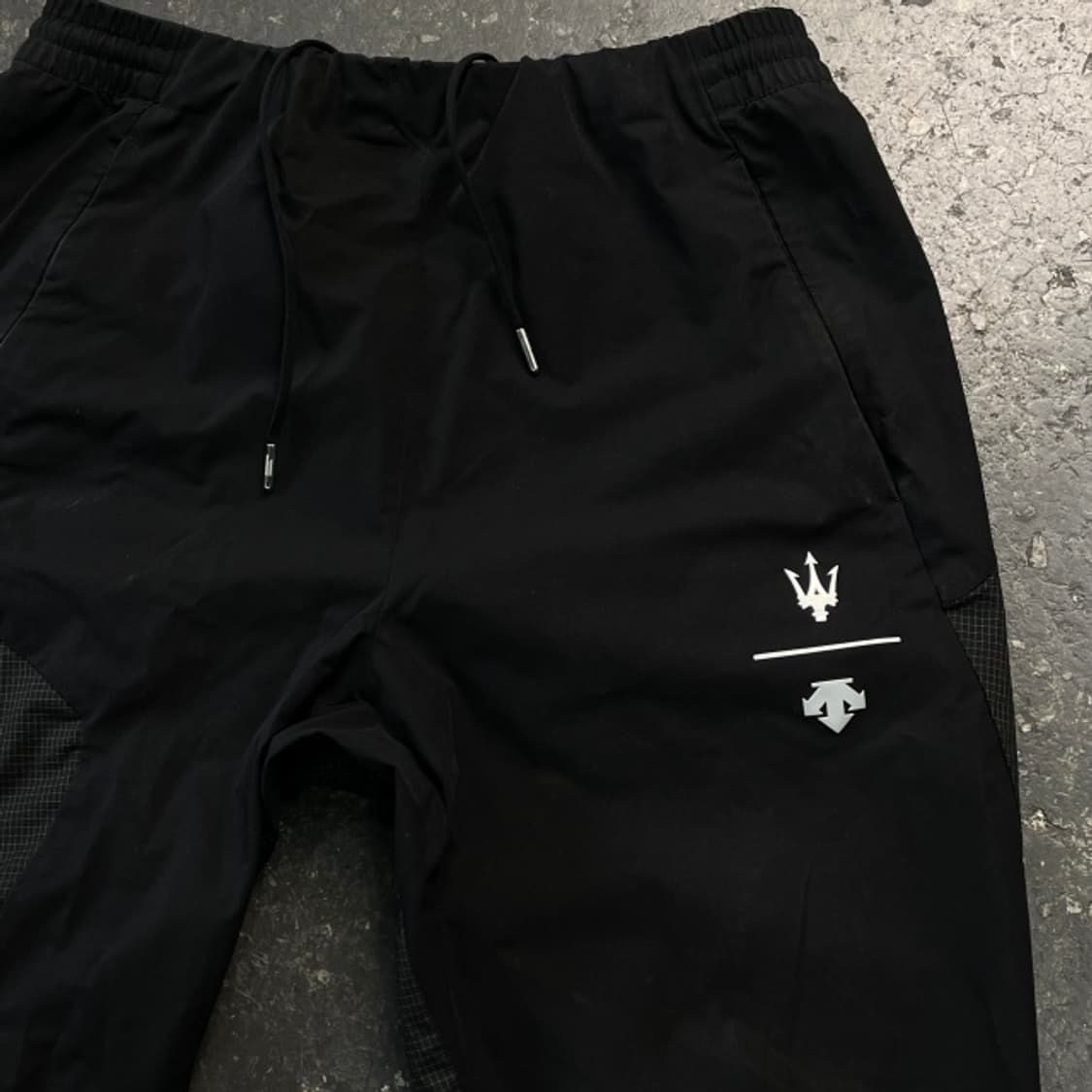 100 데상트 마세라티 팬츠  상품이미지2