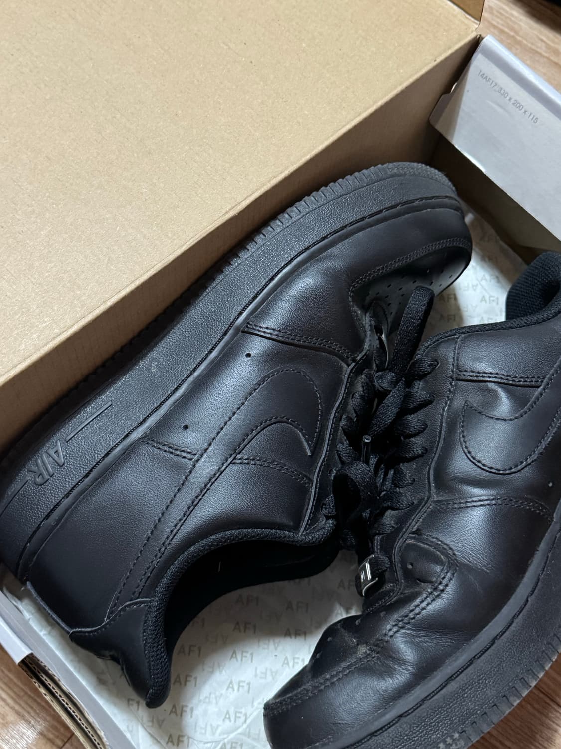 나이키 에어포스 블랙 상품이미지2