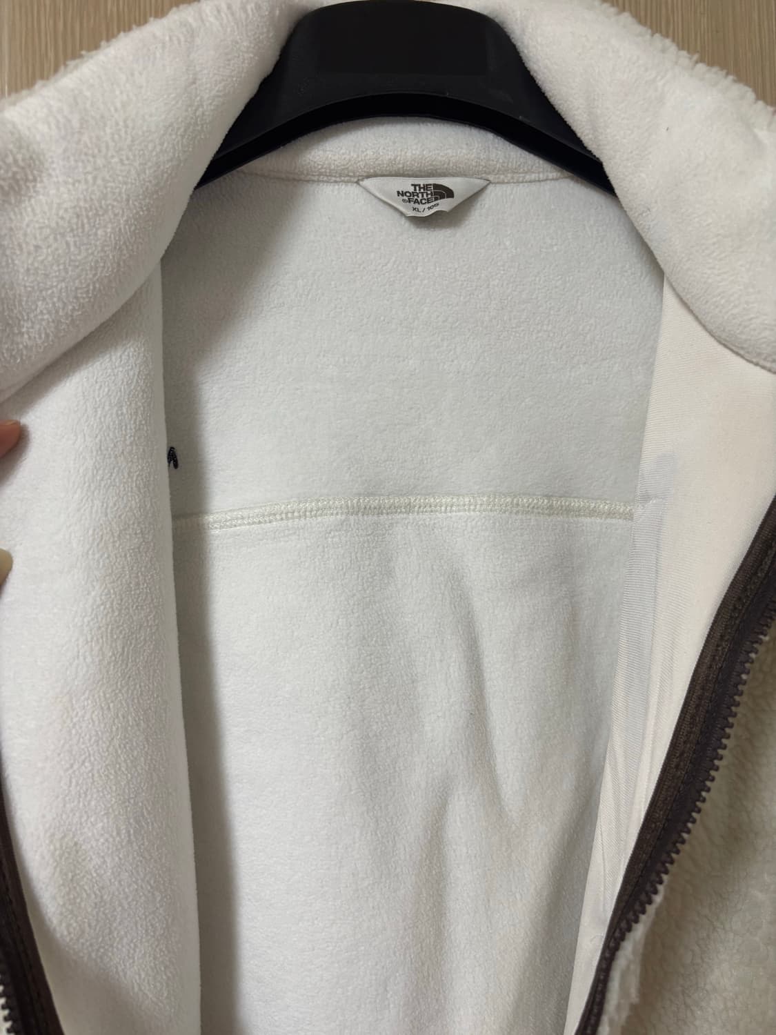 노스페이스 화이트 뽀글이 플리스 상품이미지10