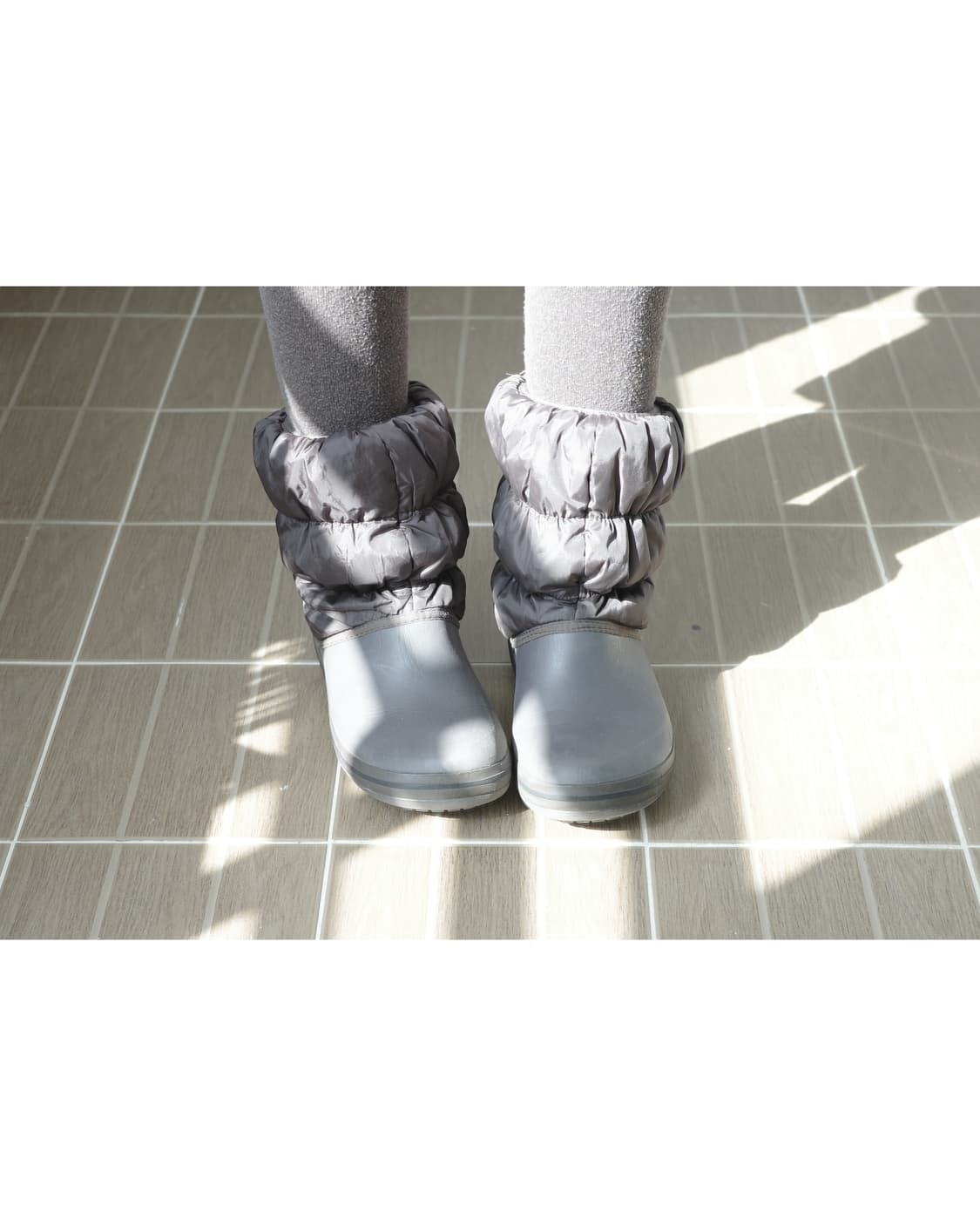 Crocs dark brown boots 상품이미지7