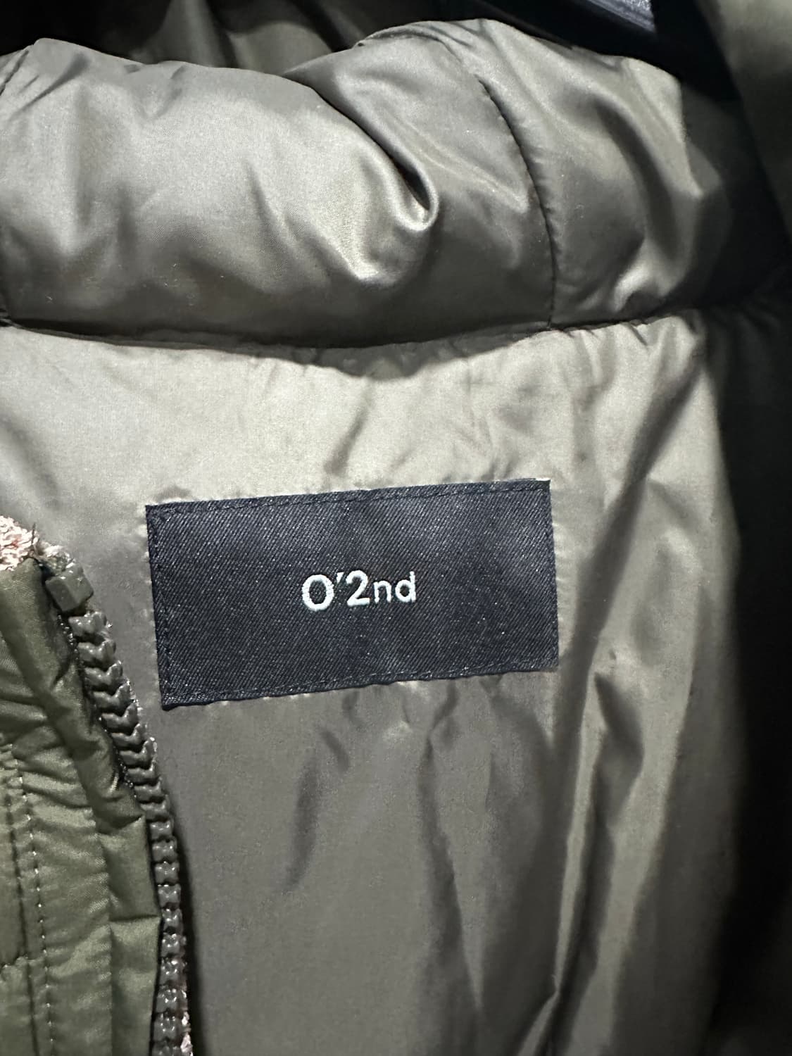 오즈세컨 카키 숏 여성패딩  상품이미지3