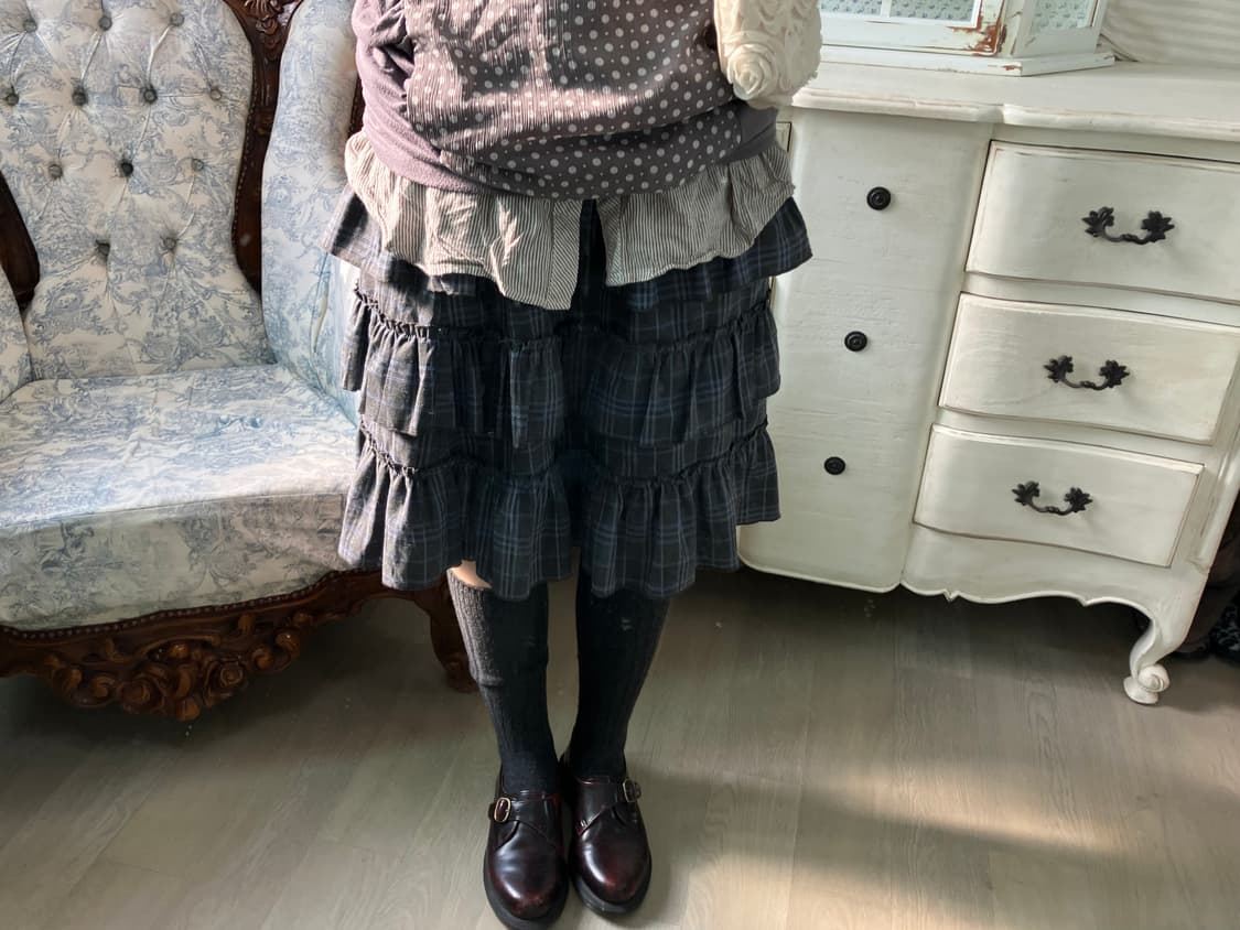 빈티지 체크 프릴 캉캉 미디스커트 상품이미지1