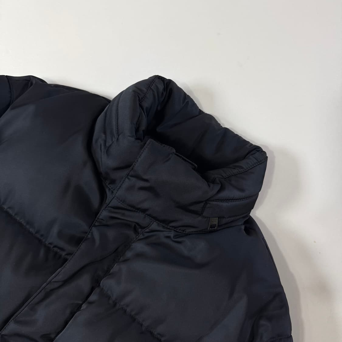 [정품/당일출고]프라다 삼각로고 패딩 상품이미지2