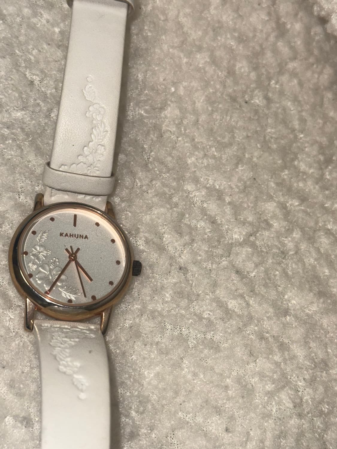 카후나 흰색 가죽 여자손목시계 상품이미지1