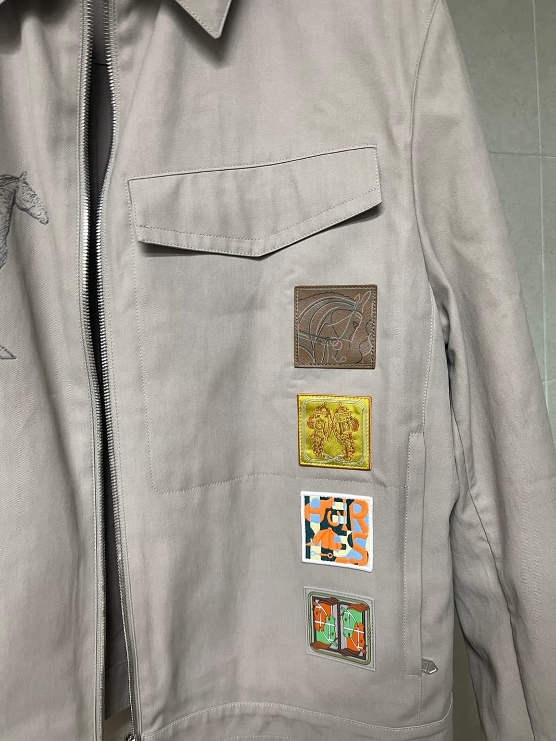 [54] 에르메스 스퀘어 아이콘 스트레이트 자켓 트러커 상품이미지2