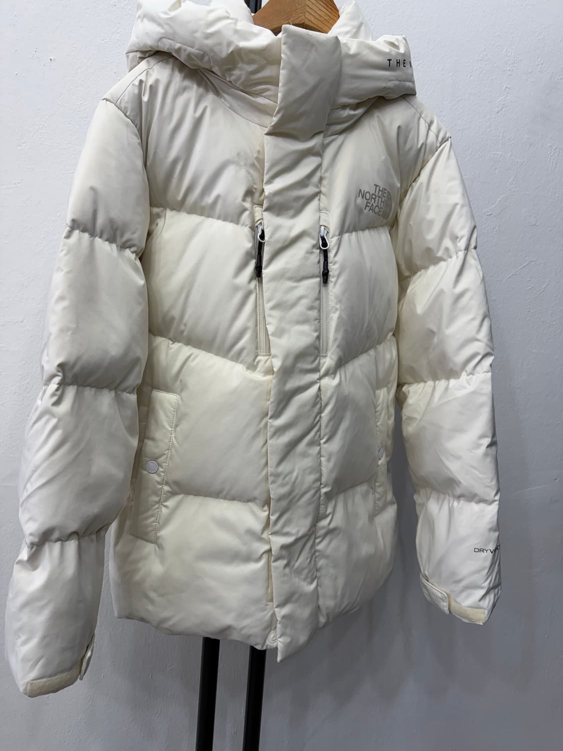 정품) 노스페이스 여성 DRYVENT 화이트라벨 구스패딩 S 상품이미지2