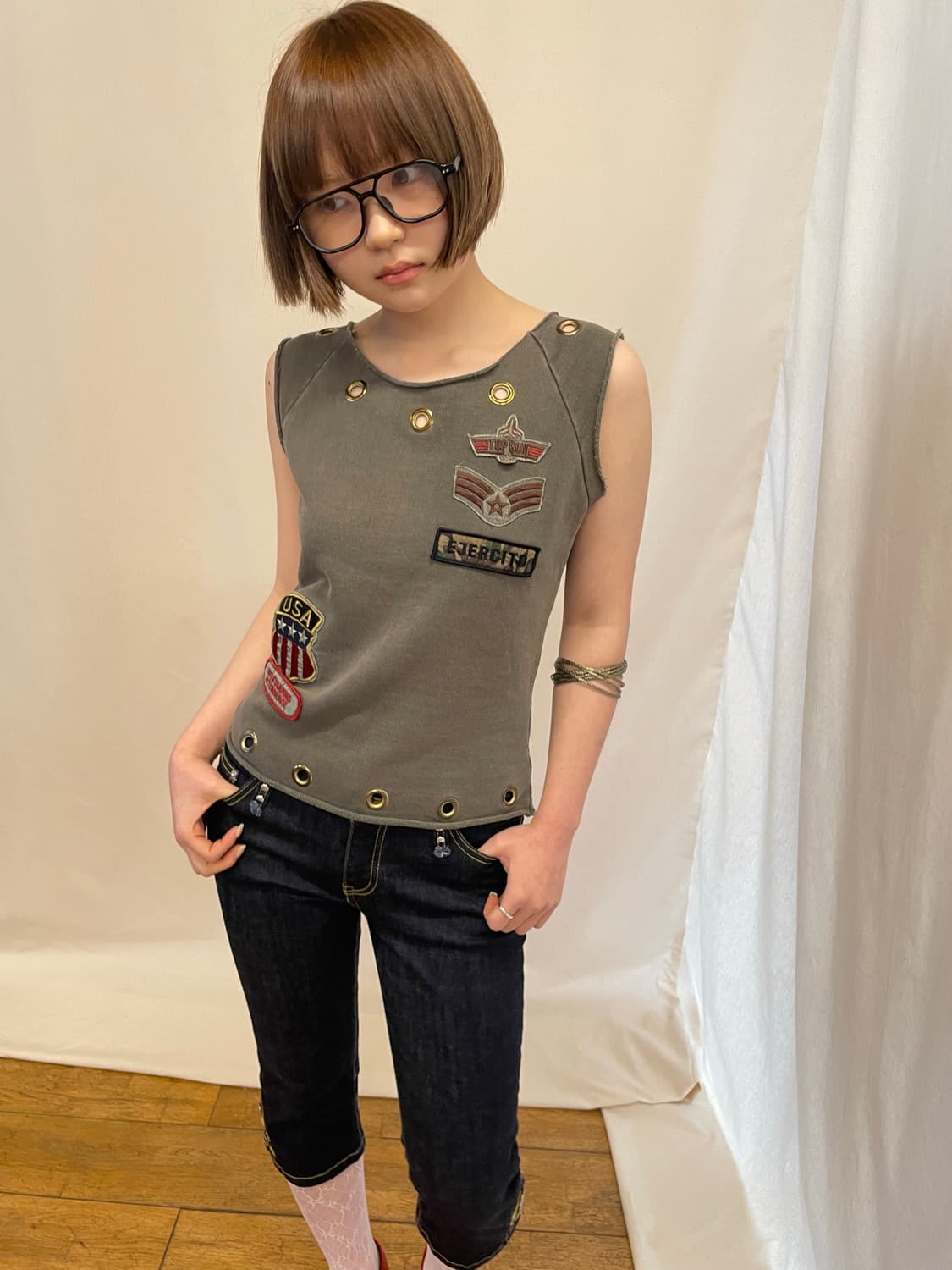 eyelet sleeveless 상품이미지1