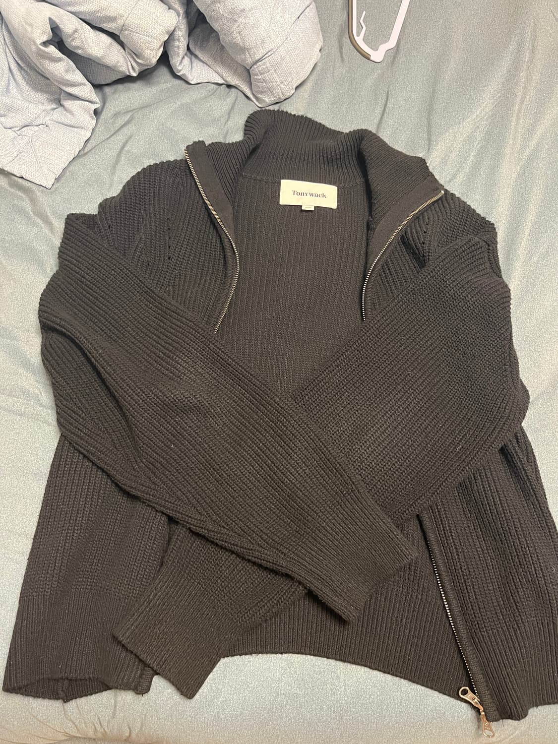 토니웩 집업니트 판매합니다 상품이미지2