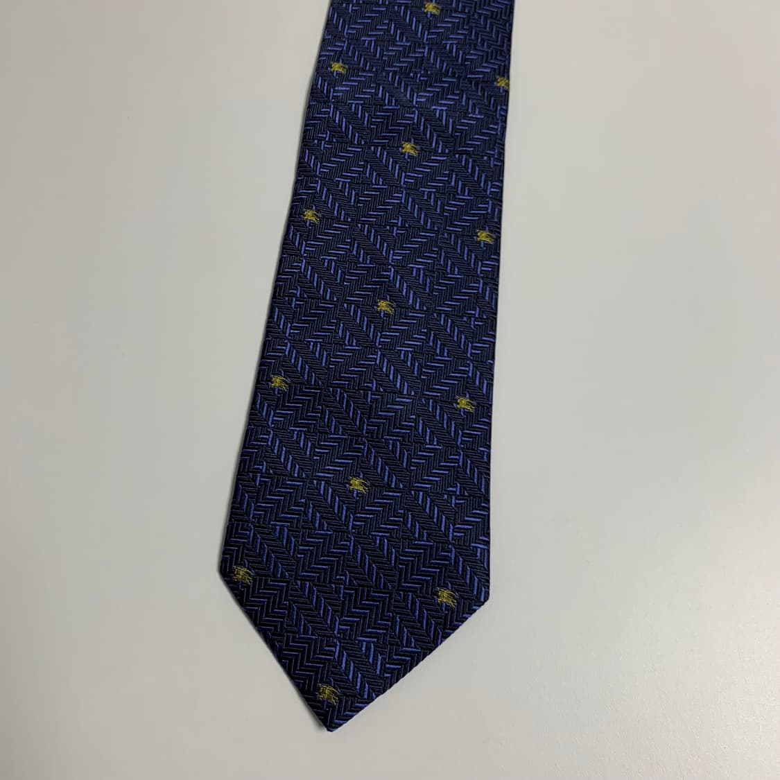 버버리(BURBERRY) 모노그램 명품넥타이 기하학적패턴 S등급 상품이미지10