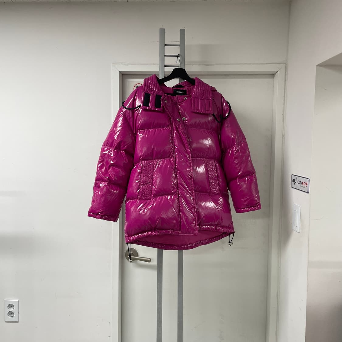 디젤 유광 핑크 패딩 XXS(W) 상품이미지1