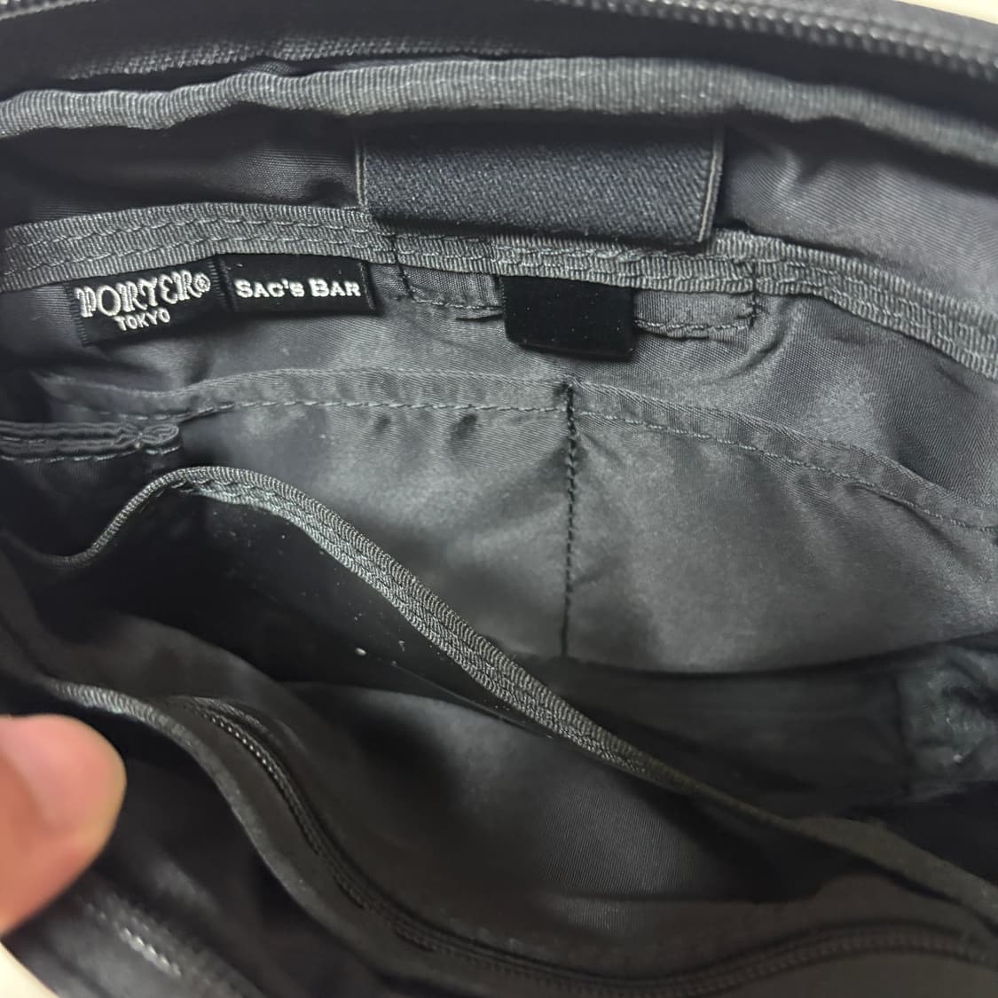 Porter x SAC’s Bar 블랙 숄더백 상품이미지7