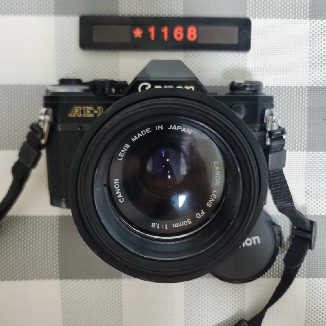 캐논 AE-1 필름카메라 블랙바디 1.4 단렌즈 케이스포함 상품이미지1