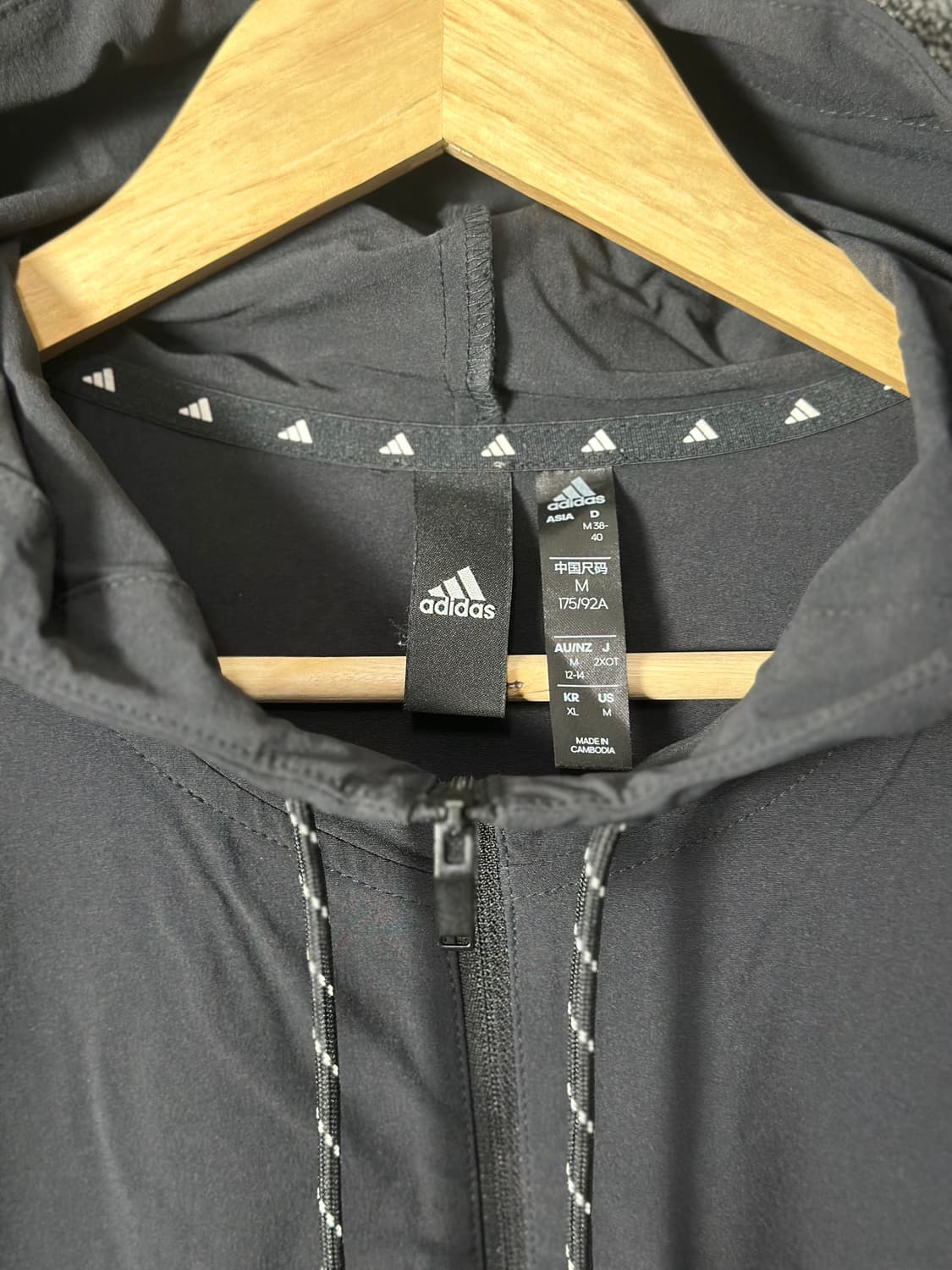 아디다스 여성 3선 바람막이 M 상품이미지5