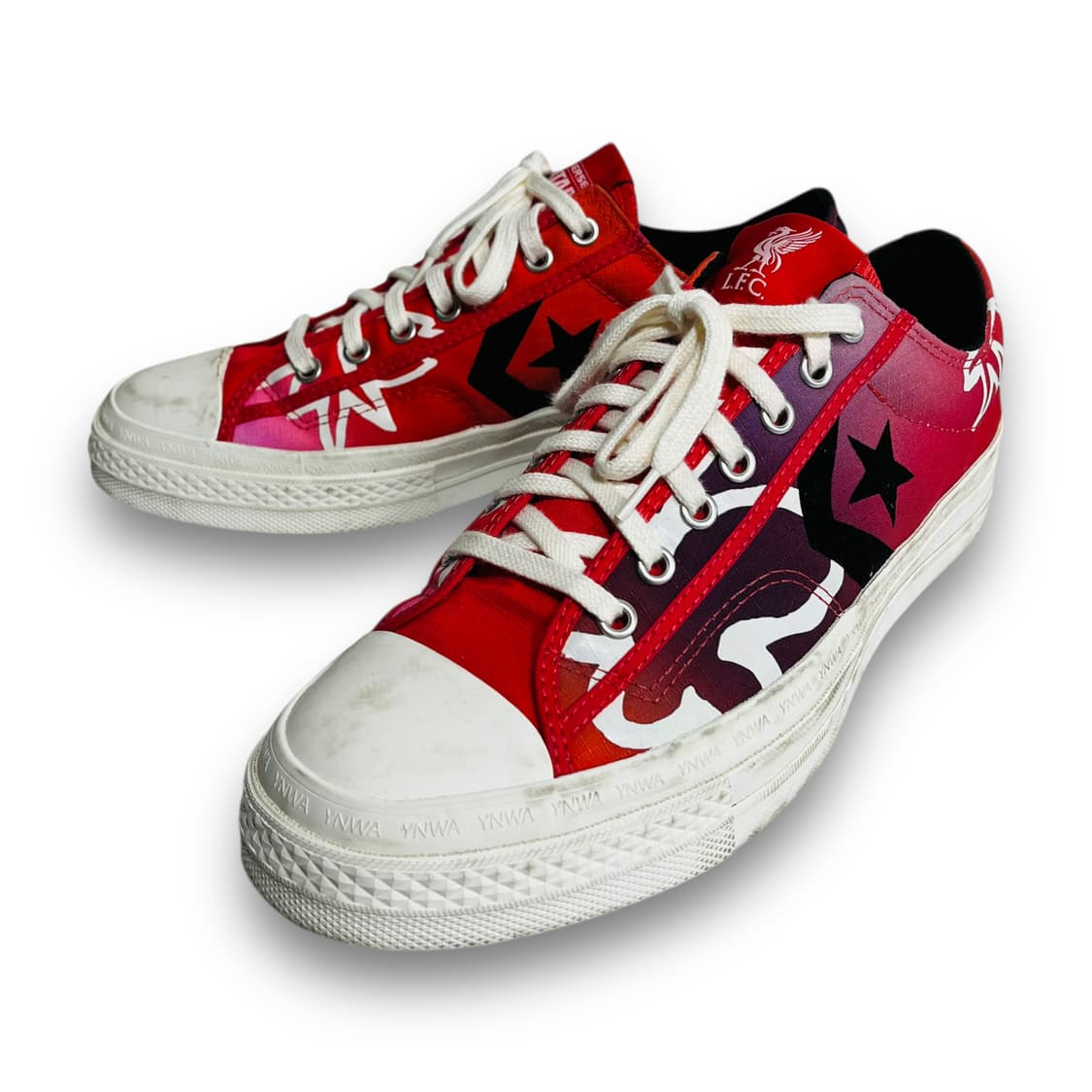 컨버스 x 리버풀 FC 한정판 스타 플레이어 76 로우 토마토 슈즈 상품이미지1